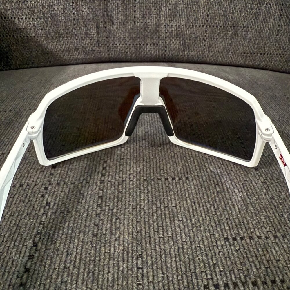 (OO9406) Oakley Sutro PRIZM Polarized White Frame - Picture 8 of 12